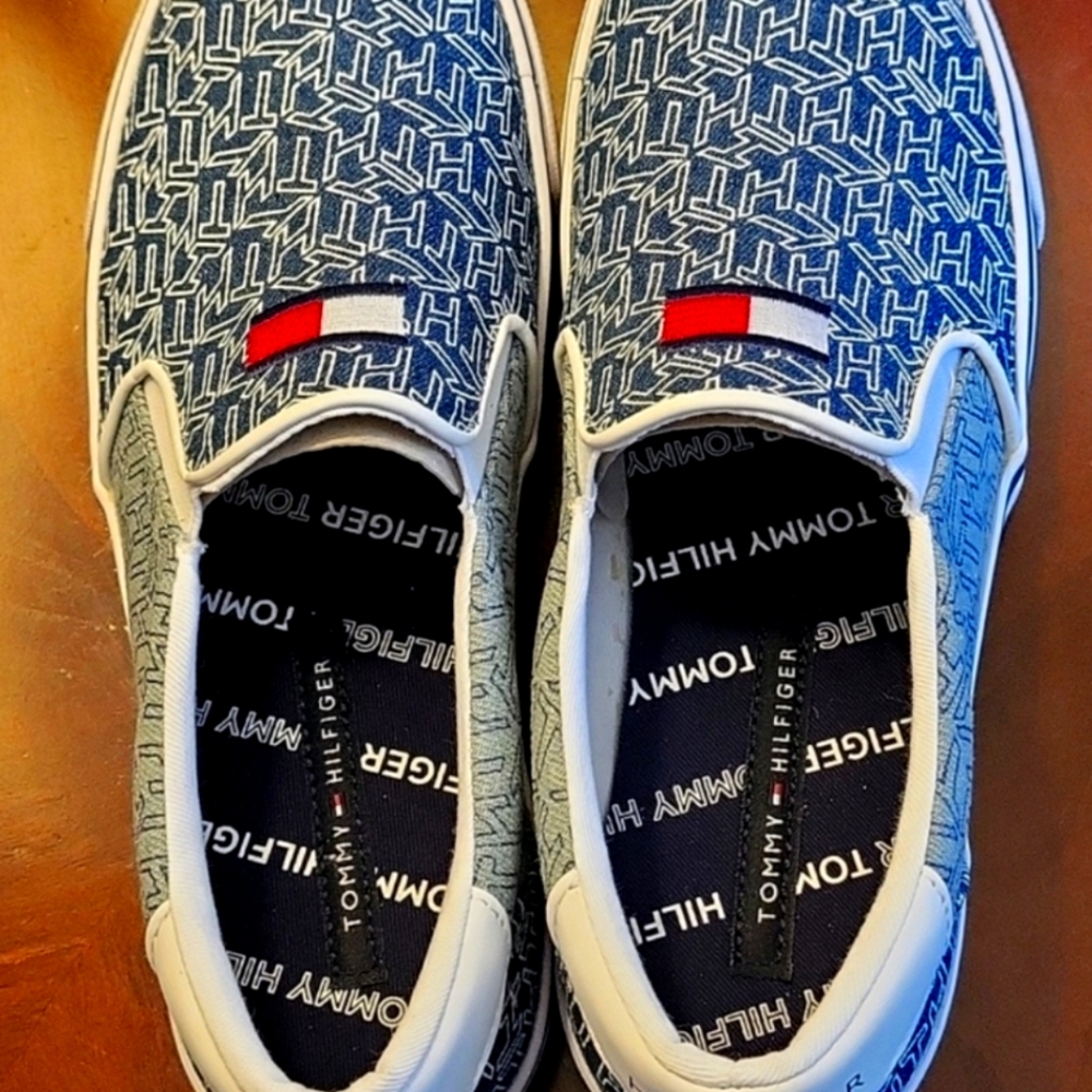Tommy hilfiger slipons